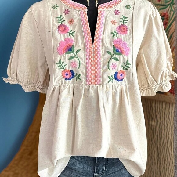 Tops - Beige Boho Women's Floral Embroidered V-Neck Cuff Short Sleeve Top